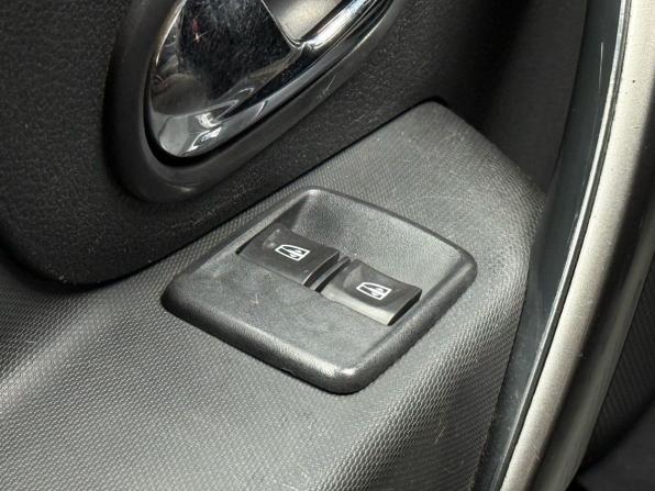 Renault Logan II с пробегом 2015 года, цена 549 000 рублей, 256322 км, седан, Автокод Объявления