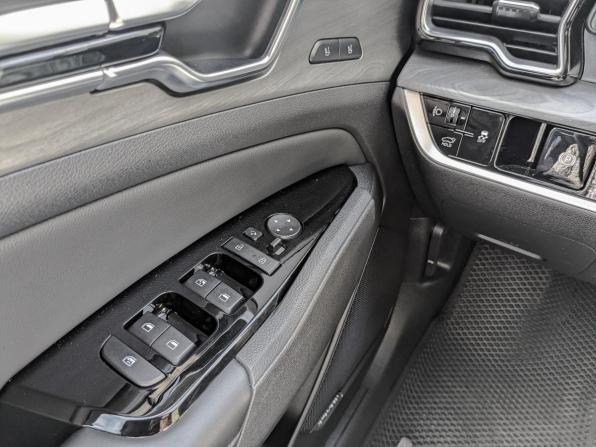 Kia Sportage V с пробегом 2024 года, цена 4 500 000 рублей, 28226 км, внедорожник, Автокод Объявления