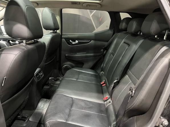 Nissan Qashqai II с пробегом 2015 года, цена 1 744 000 рублей, 128420 км, внедорожник, Автокод Объявления