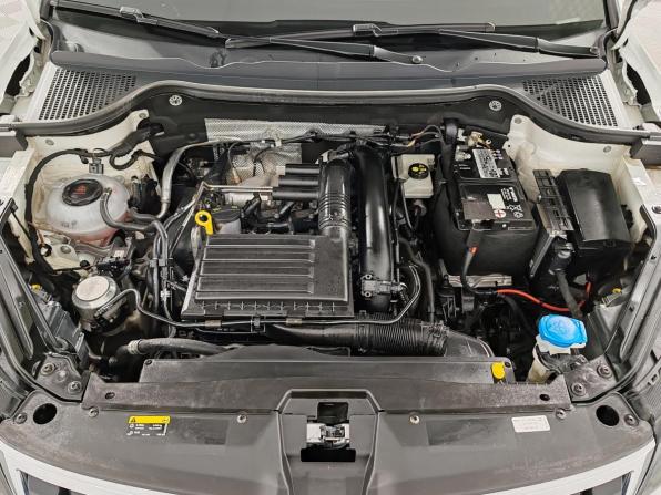Skoda Karoq I с пробегом 2021 года, цена 2 399 000 рублей, 54923 км, внедорожник, Автокод Объявления