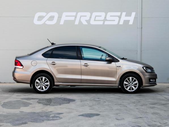 Volkswagen Polo V Рестайлинг с пробегом 2017 года, цена 1 220 000 рублей, 95569 км, седан, Автокод Объявления
