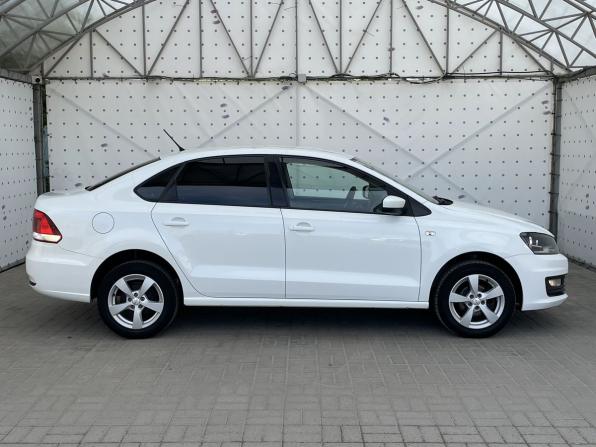 Volkswagen Polo V Рестайлинг с пробегом 2016 года, цена 825 000 рублей, 152924 км, седан, Автокод Объявления