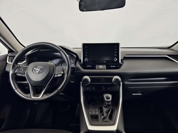 Toyota RAV4 V (XA50) с пробегом 2020 года, цена 2 699 000 рублей, 135827 км, внедорожник, Автокод Объявления