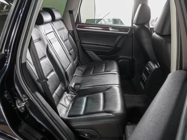 Volkswagen Touareg II с пробегом 2012 года, цена 1 799 000 рублей, 280330 км, внедорожник, Автокод Объявления
