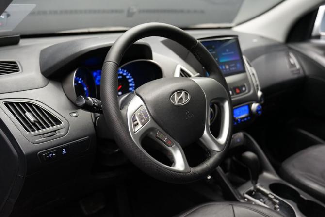 Hyundai Tucson II с пробегом 2010 года, цена 1 377 000 рублей, 189058 км, внедорожник, Автокод Объявления