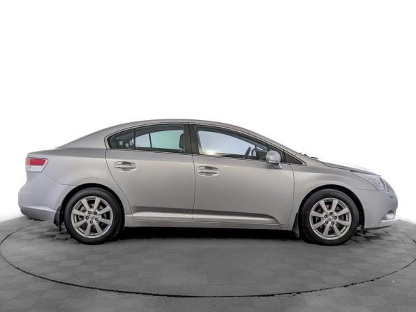 Toyota Avensis III с пробегом 2011 года, цена 1 080 000 рублей, 274205 км, седан, Автокод Объявления
