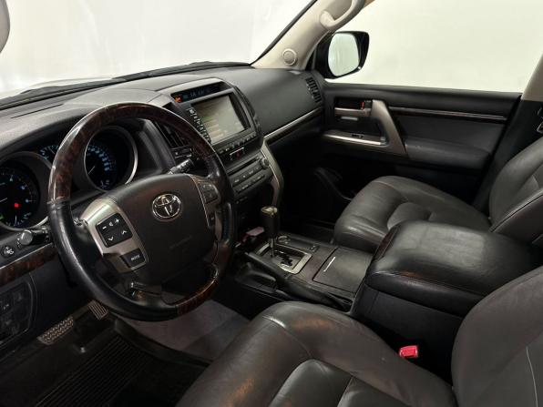 Toyota Land Cruiser 200 Series с пробегом 2010 года, цена 3 100 000 рублей, 270000 км, внедорожник, Автокод Объявления