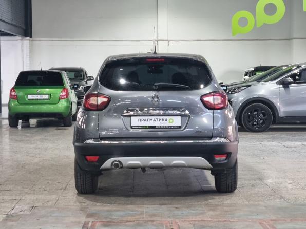 Renault Kaptur I с пробегом 2016 года, цена 845 000 рублей, 260938 км, внедорожник, Автокод Объявления