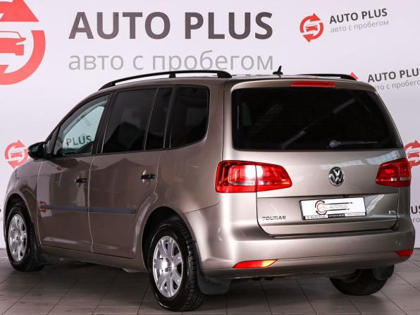 Volkswagen Touran I Рестайлинг 2 с пробегом 2013 года, цена 1 250 000 рублей, 261730 км, компактвэн, Автокод Объявления