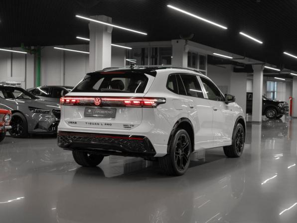 Volkswagen Tiguan III (China Market) с пробегом 2026 года, цена 4 850 000 рублей, 15 км, внедорожник, Автокод Объявления