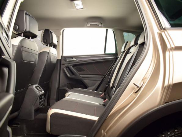 Volkswagen Tiguan II Рестайлинг с пробегом 2022 года, цена 3 649 995 рублей, 40255 км, внедорожник, Автокод Объявления
