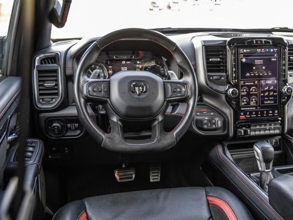 Ram 1500 V с пробегом 2022 года, цена 12 998 000 рублей, 44786 км, offers.body_type.unknown, Автокод Объявления