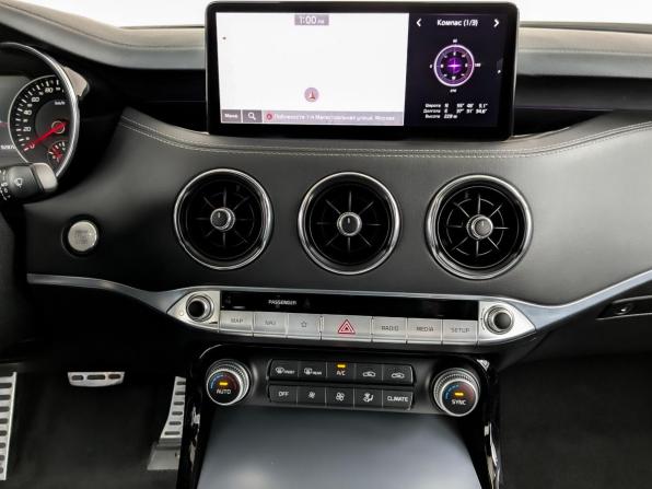 Kia Stinger I Рестайлинг с пробегом 2021 года, цена 3 295 000 рублей, 92876 км, лифтбек, Автокод Объявления