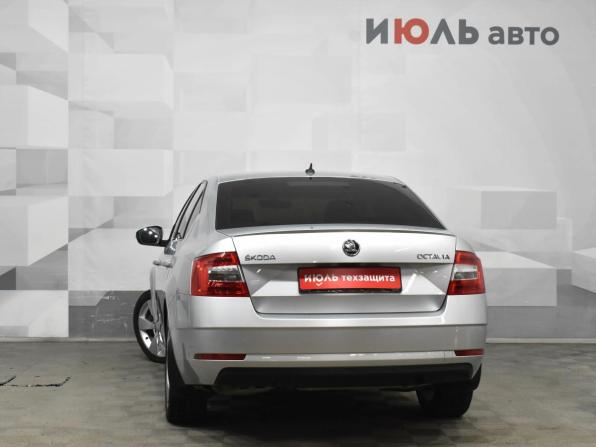 Skoda Octavia III (A7) Рестайлинг с пробегом 2017 года, цена 1 630 000 рублей, 130430 км, лифтбек, Автокод Объявления
