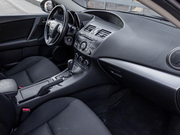 Mazda 3 II (BL) Рестайлинг с пробегом 2012 года, цена 899 000 рублей, 155950 км, хэтчбек, Автокод Объявления