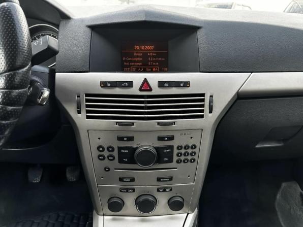 Opel Astra H Рестайлинг с пробегом 2007 года, цена 316 000 рублей, 285677 км, седан, Автокод Объявления