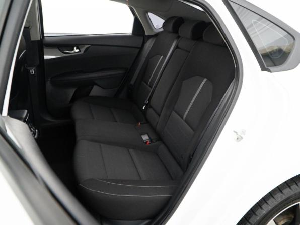 Kia Cerato IV с пробегом 2020 года, цена 2 143 444 рубля, 45871 км, седан, Автокод Объявления