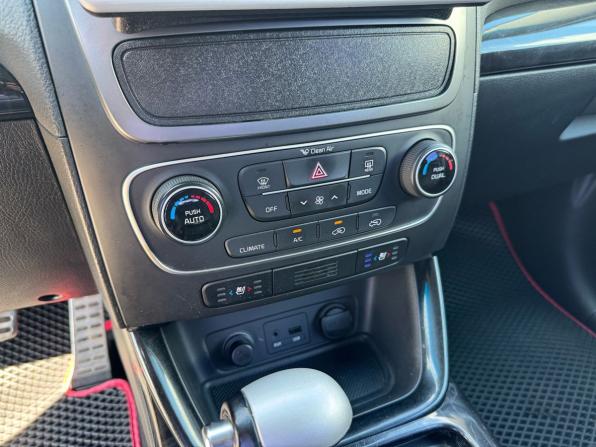 Kia Sorento II Рестайлинг с пробегом 2013 года, цена 1 438 000 рублей, 202582 км, внедорожник, Автокод Объявления