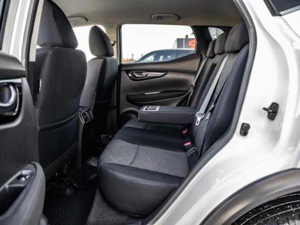 Nissan Qashqai II с пробегом 2018 года, цена 1 578 000 рублей, 92844 км, внедорожник, Автокод Объявления