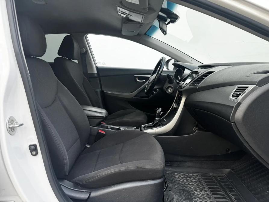 Hyundai Elantra V (MD) Рестайлинг Москва  - изображение 10