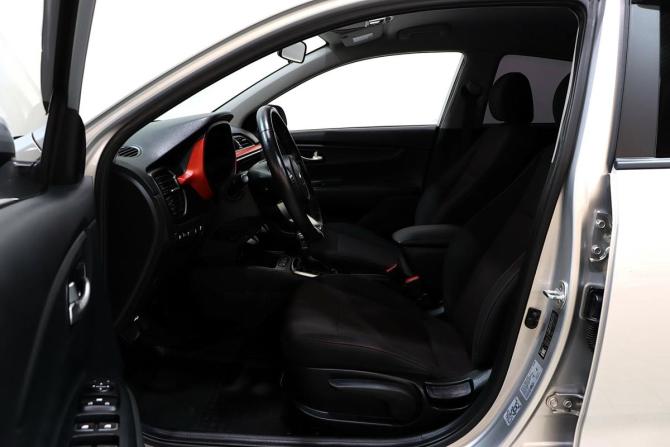 Kia Rio IV Рестайлинг с пробегом 2021 года, цена 1 797 000 рублей, 48000 км, хэтчбек, Автокод Объявления