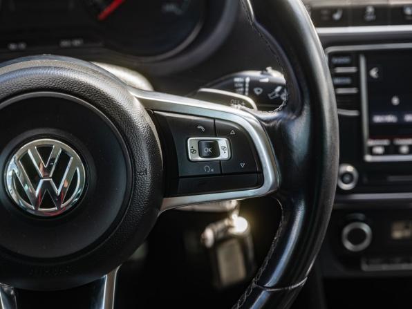 Volkswagen Polo V Рестайлинг с пробегом 2018 года, цена 1 320 000 рублей, 157321 км, седан, Автокод Объявления