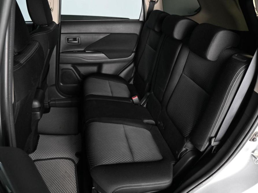 Mitsubishi Outlander III Рестайлинг 2 Ростов-на-Дону  - изображение 9