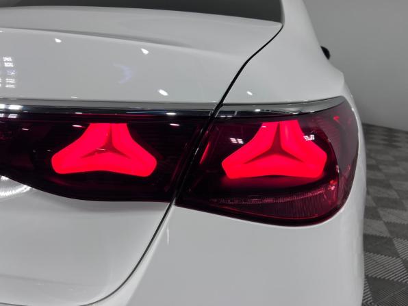 Mercedes-Benz E-Класс VI (W214 S214) с пробегом 2024 года, цена 6 600 000 рублей, 15638 км, седан, Автокод Объявления