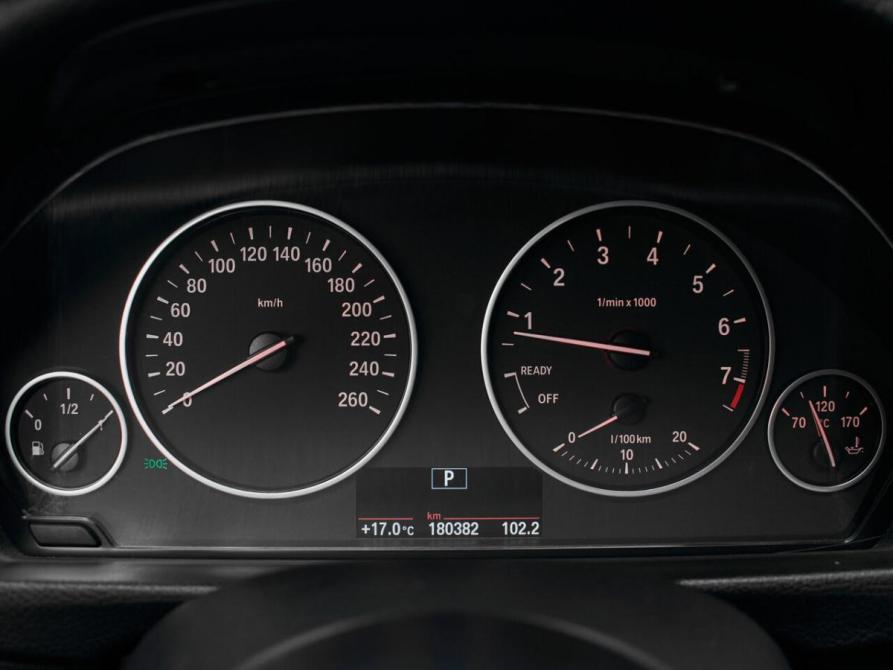 BMW 3 серии VI (F3x) Рестайлинг Екатеринбург  - изображение 16