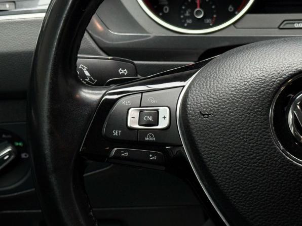 Volkswagen Tiguan II с пробегом 2017 года, цена 2 769 000 рублей, 111149 км, внедорожник, Автокод Объявления