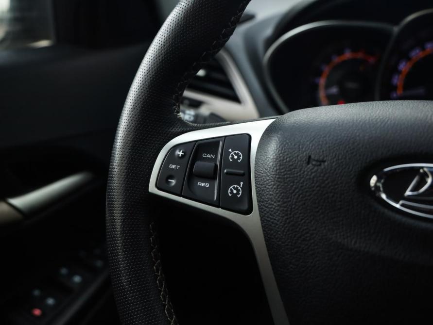 Lada (ВАЗ) Vesta I Санкт-Петербург  - изображение 13