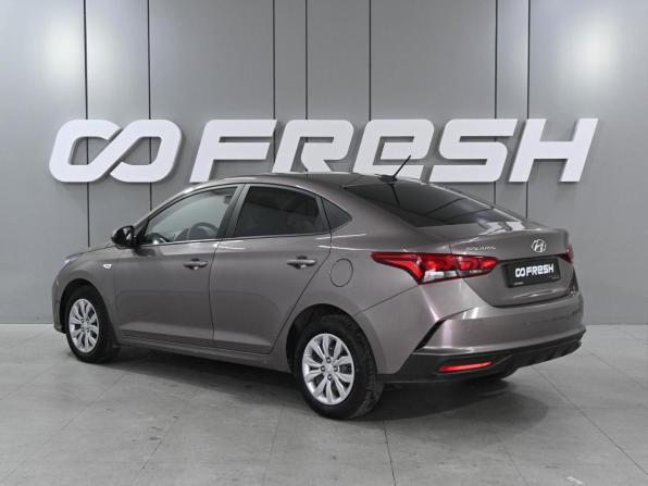 Hyundai Solaris II Рестайлинг с пробегом 2021 года, цена 1 629 000 рублей, 58488 км, седан, Автокод Объявления