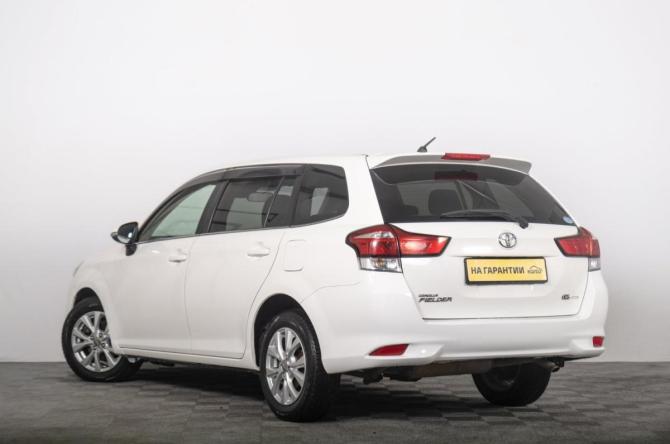 Toyota Corolla XI (E160 E170 E180) с пробегом 2018 года, цена 1 099 000 рублей, 179500 км, универсал, Автокод Объявления