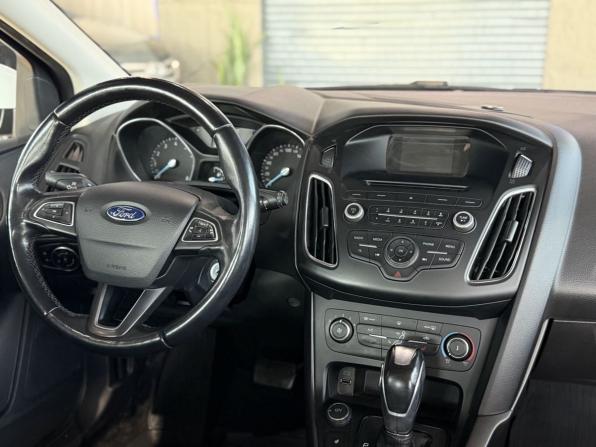 Ford Focus III Рестайлинг с пробегом 2018 года, цена 1 180 000 рублей, 121388 км, хэтчбек, Автокод Объявления