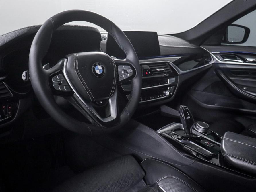 BMW 5 серии VII (G30/G31/G38) Москва  - изображение 14