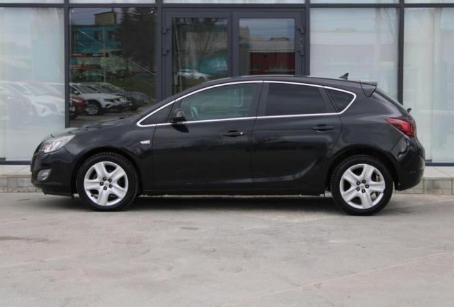 Opel Astra H Рестайлинг с пробегом 2011 года, цена 750 000 рублей, 139807 км, хэтчбек, Автокод Объявления