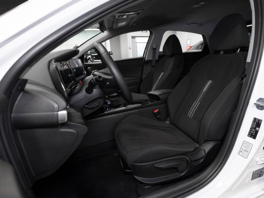 Hyundai Elantra VII (CN7) Рестайлинг Москва  - изображение 9
