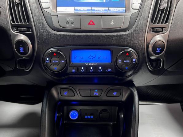 Hyundai ix35 I Рестайлинг с пробегом 2013 года, цена 1 195 000 рублей, 213808 км, внедорожник, Автокод Объявления