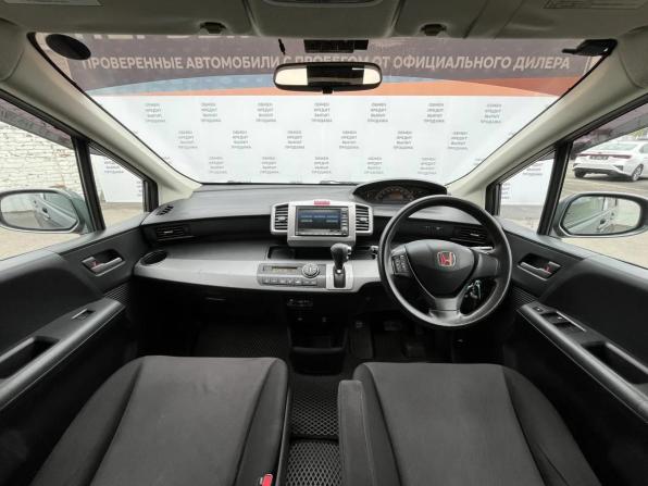 Honda Freed I с пробегом 2010 года, цена 888 000 рублей, 270235 км, компактвэн, Автокод Объявления