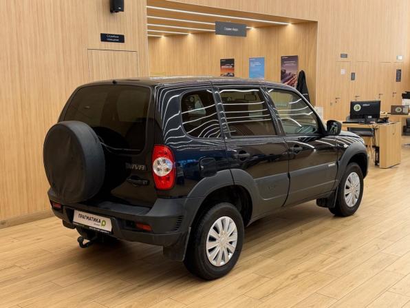 Chevrolet Niva I Рестайлинг с пробегом 2017 года, цена 559 000 рублей, 127000 км, внедорожник, Автокод Объявления