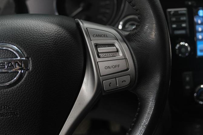 Nissan Qashqai II с пробегом 2018 года, цена 1 909 000 рублей, 70000 км, внедорожник, Автокод Объявления