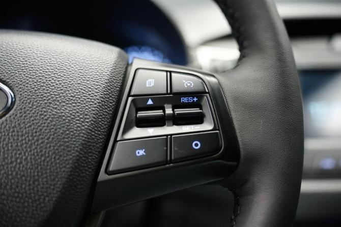 Hyundai Creta I Рестайлинг с пробегом 2020 года, цена 2 275 000 рублей, 73386 км, внедорожник, Автокод Объявления