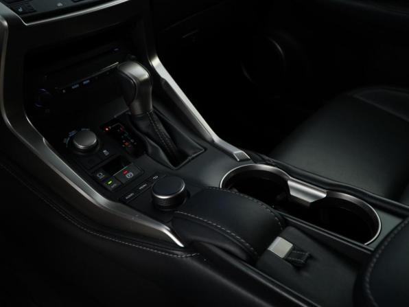Lexus NX I с пробегом 2014 года, цена 2 977 077 рублей, 56827 км, внедорожник, Автокод Объявления