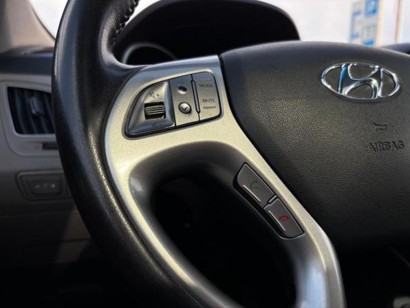 Hyundai ix35 I с пробегом 2012 года, цена 1 135 000 рублей, 146428 км, внедорожник, Автокод Объявления
