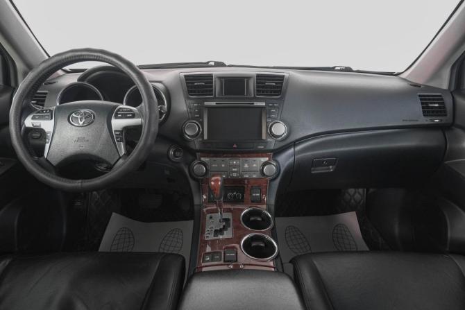 Toyota Highlander II (XU40) Рестайлинг с пробегом 2013 года, цена 2 299 000 рублей, 240000 км, внедорожник, Автокод Объявления