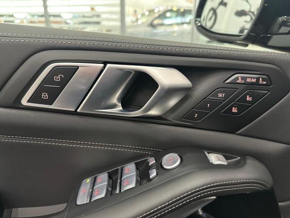 BMW X7 I (G07) Рестайлинг с пробегом 2025 года, цена 17 595 000 рублей, 4997 км, внедорожник, Автокод Объявления