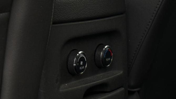 Nissan Pathfinder III Рестайлинг с пробегом 2011 года, цена 1 249 990 рублей, 258708 км, внедорожник, Автокод Объявления