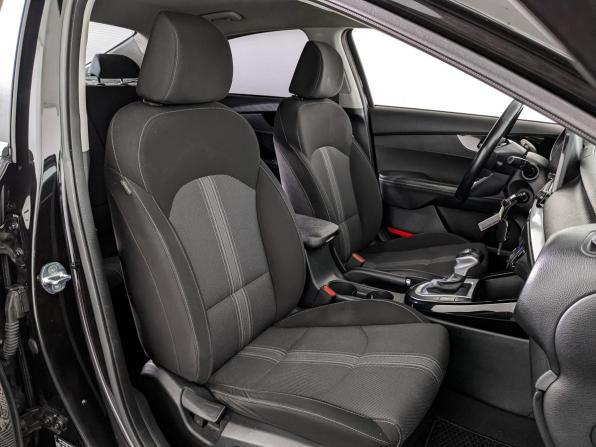 Kia Cerato IV с пробегом 2022 года, цена 1 920 000 рублей, 76596 км, седан, Автокод Объявления