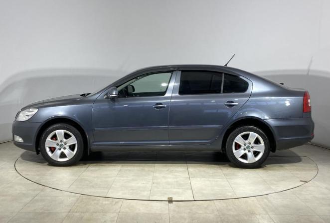 Skoda Octavia II (A5) Рестайлинг с пробегом 2012 года, цена 895 000 рублей, 176630 км, лифтбек, Автокод Объявления