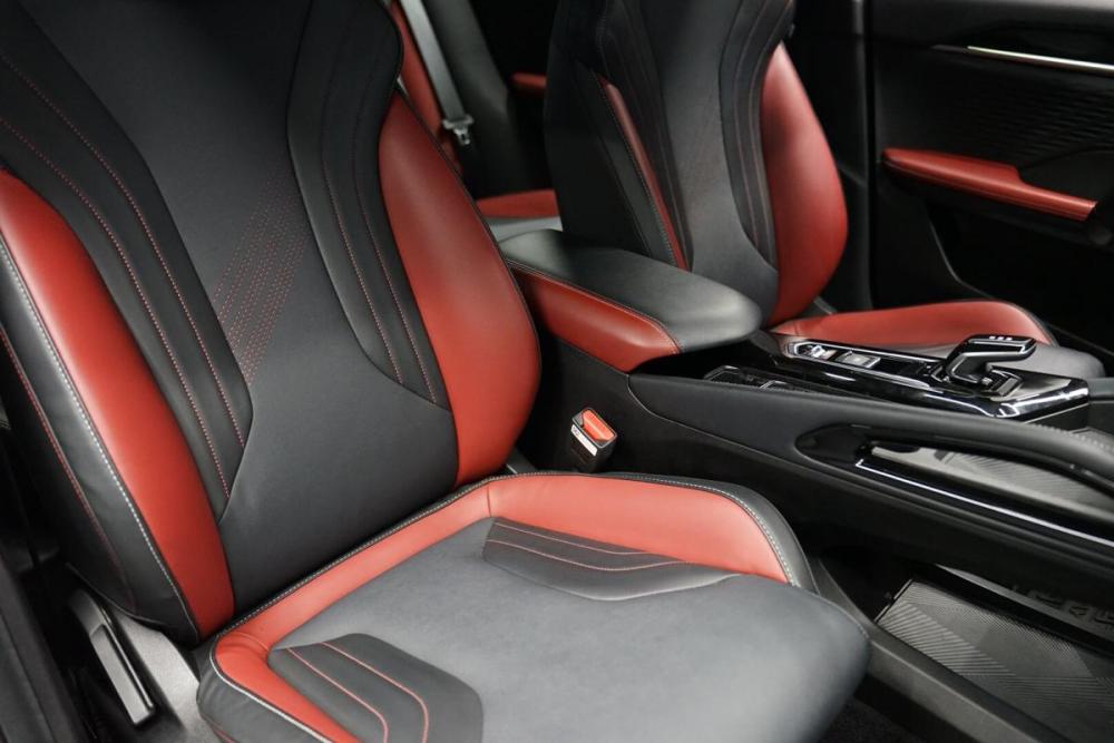 Geely Coolray I Рестайлинг Крым  - изображение 27